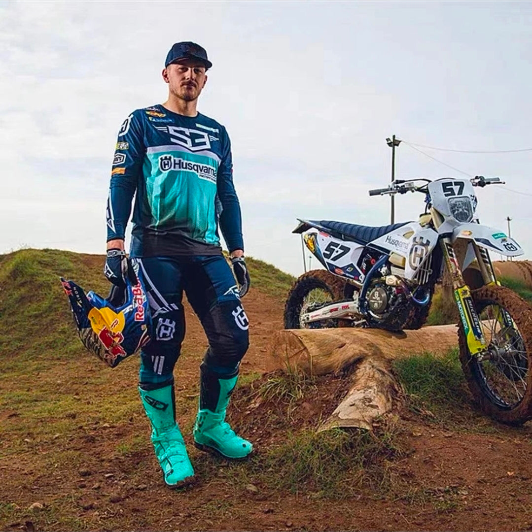 Shot Aerolite Husqvarna 2026 Racing Gear Set